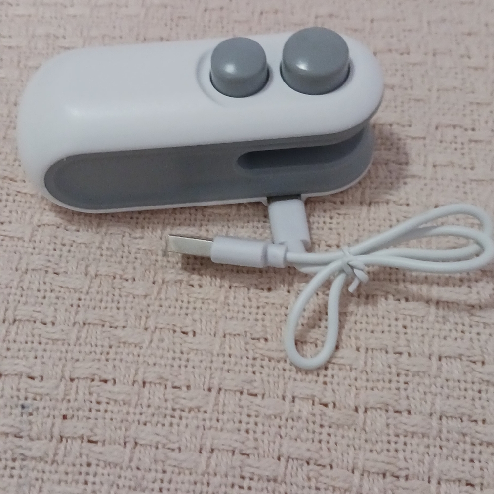 Portable Sealing Machine - Picture 2 of 2
